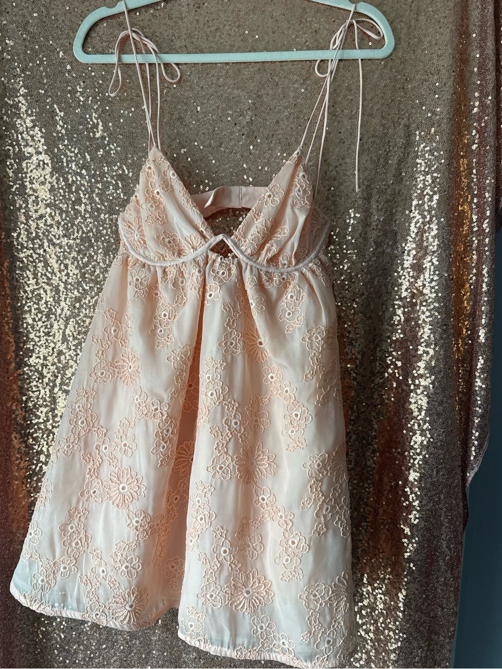 FOR LOVE AND LEMONS Delicate Lace Trim Light Pink/Peach dress